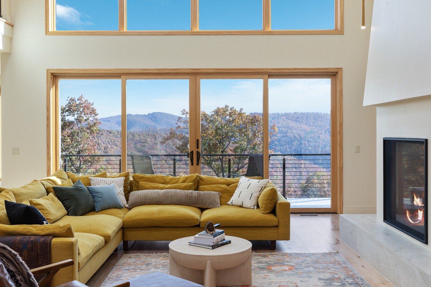 Image gallery marquee